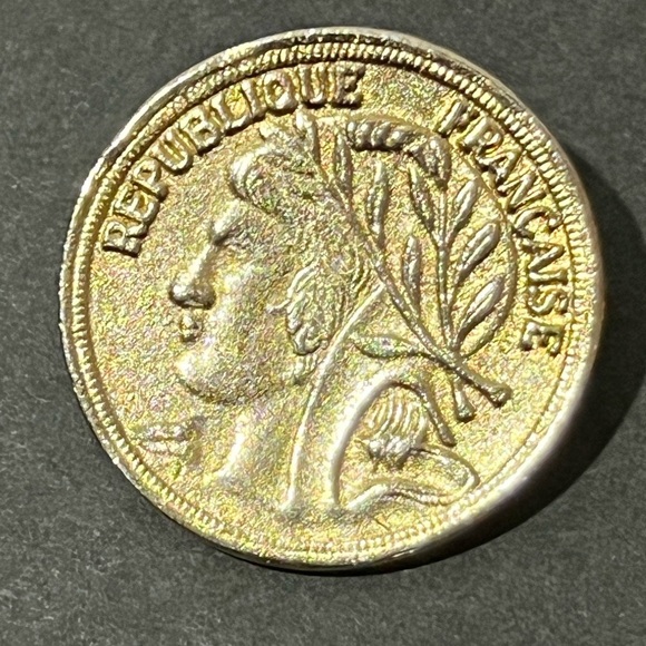 Vintage Lady France Francaise Republique Coin Earrings Pierced - Picture 4 of 8